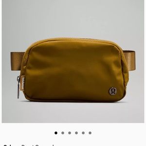 🤎🤎Lululemon everywhere belt bad🤎🤎